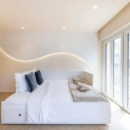Apartment Juan-les-pins 2br Design Walk To